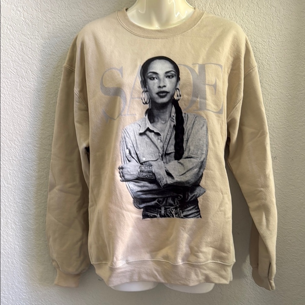 Sade Beige Graphic Sweatshirt